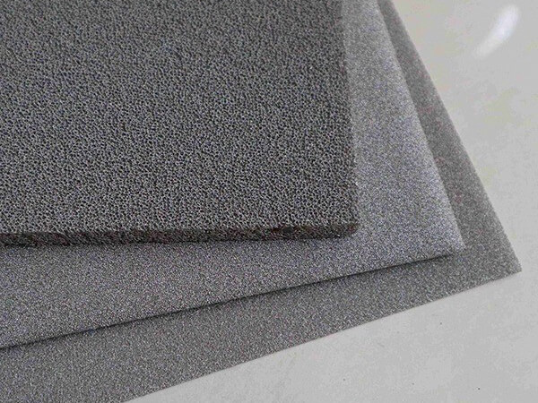 Three pieces of nickel foam of different densities and thicknesses